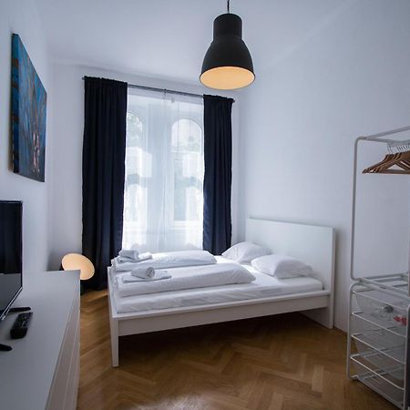 Porzellangarten Apartment I Contactless Check-In Вена Экстерьер фото