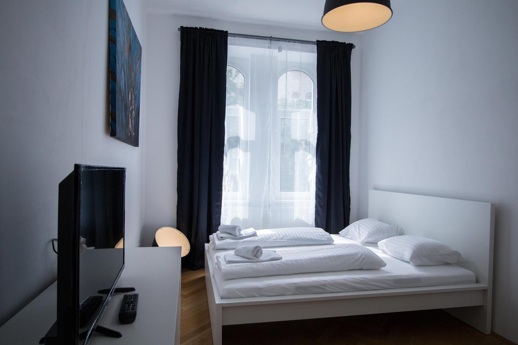 Porzellangarten Apartment I Contactless Check-In Вена Экстерьер фото